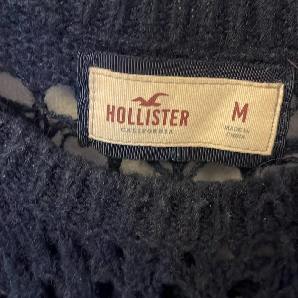 Hollister size medium, navy blue knit sweater